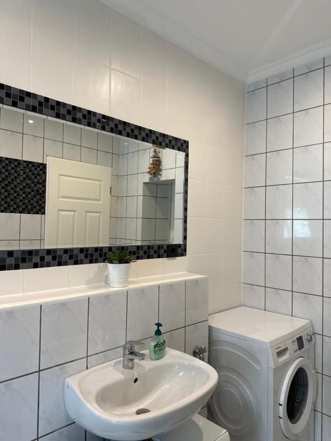 Luxury Apartment Amina Siedlung Schonwalde Extérieur photo